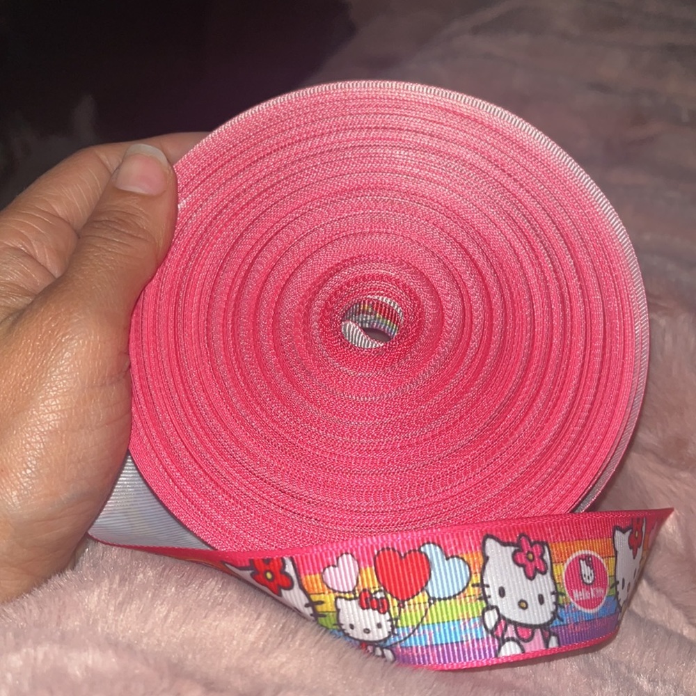 Hello Kitty Sanrio Ribbon - Picture 2 of 2